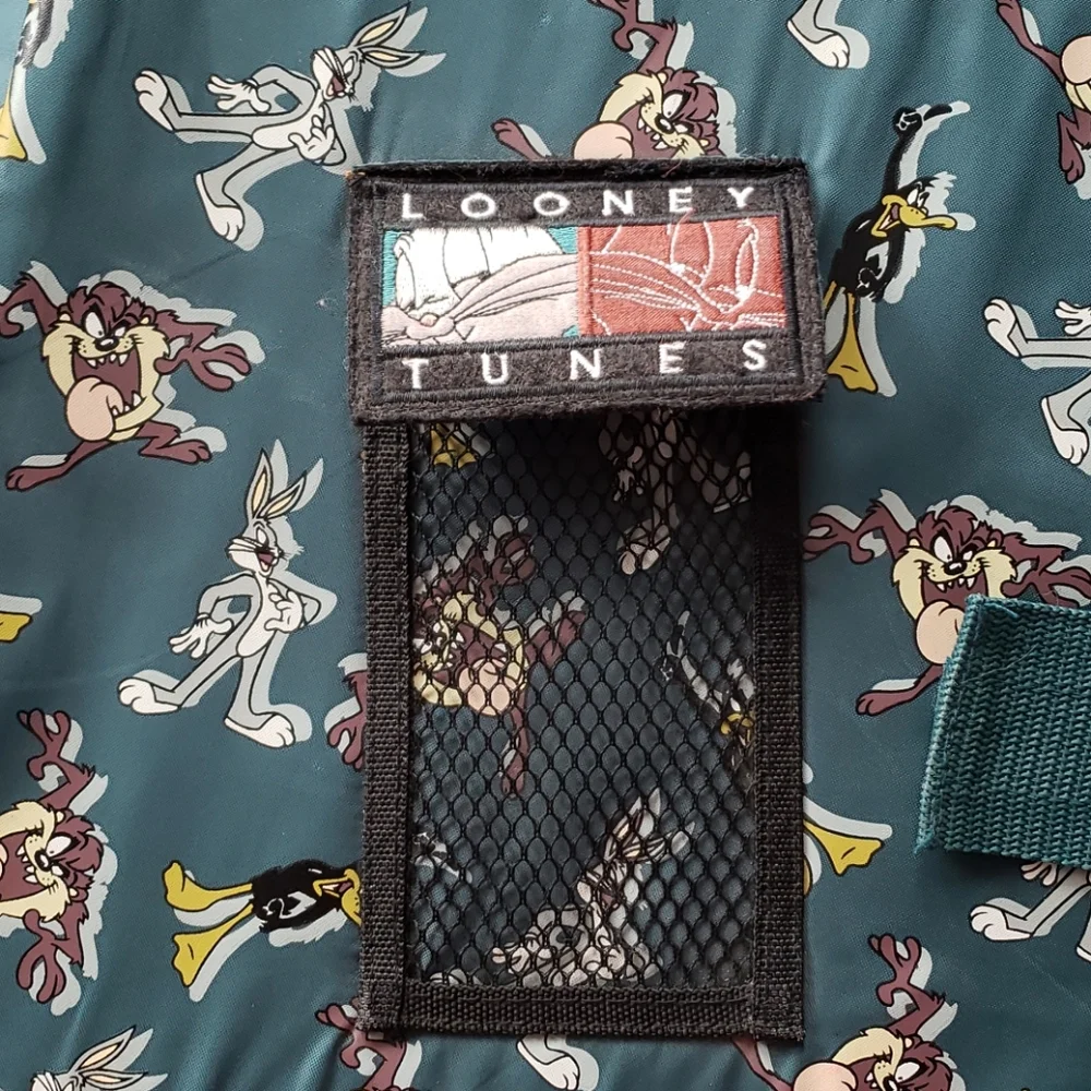 1998 Looney Tunes Folder